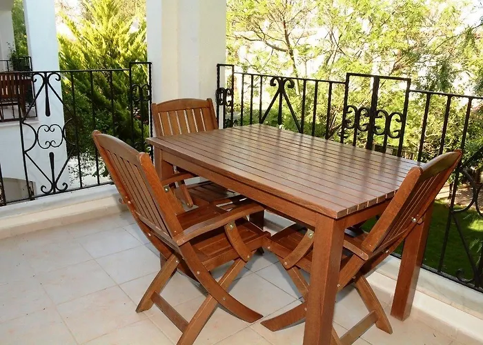 Aparthotel Nergis 4*