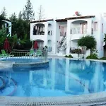 Villa Nergis Lägenhetshotell Bitez