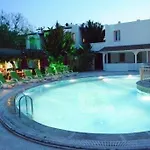 Villa Nergis Lägenhetshotell 4*