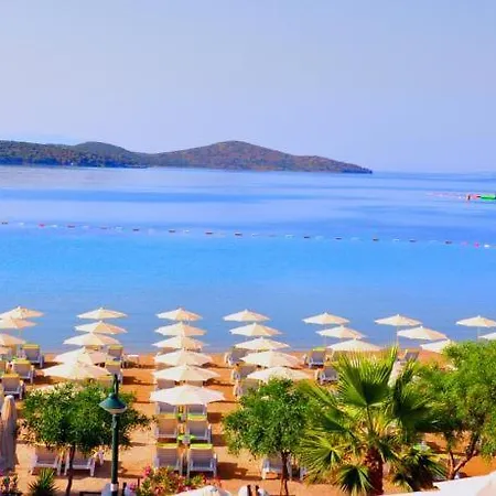 Aparthotel Villa Nergis 5*