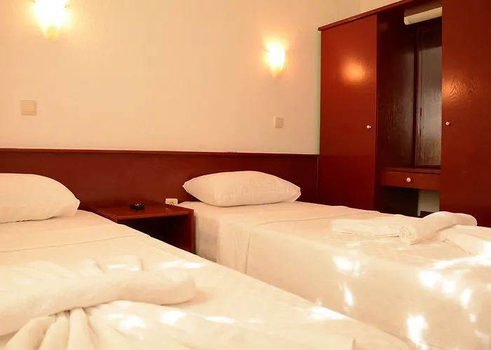 アパートホテル Nergis 4*